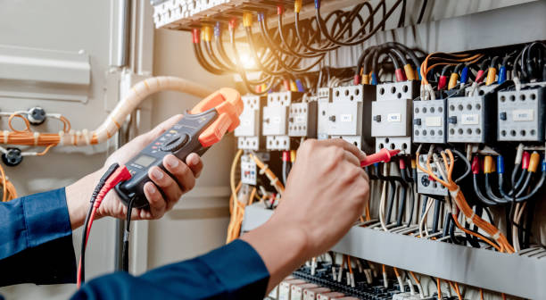 Best Circuit Breaker Repair  in Loudonville, NY